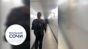 Сочинский блогер "Серго" порвал паспорт и улетел...