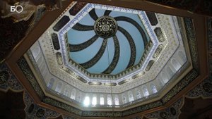 Мусульмане отмечают Ураза-байрам в Соборной мечети Москвы