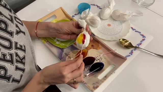 Красивые яйца к Пасхе/ один из интересных способов.