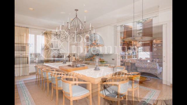 Mediterranean Villa in Premià de Dalt смотреть онлайн