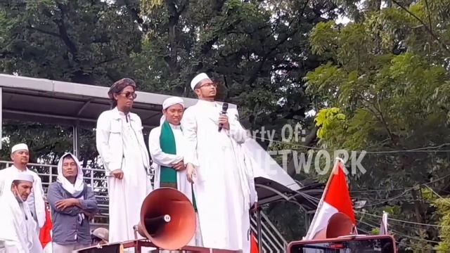 TOLAK KENAIKAN BBM ‼️ KH SOBRI LUBIS & MENANTU HABIB RIZIEQ SINGGUNG SAMBO & KM 50 смотреть онлайн
