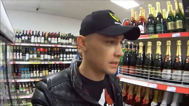 Хочу пожрать -Уборка в комнате Люди не меняются смотреть онлайн