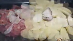 Индейка с картофелем в духовке: Простой и вкусный рецепт для семейного ужина