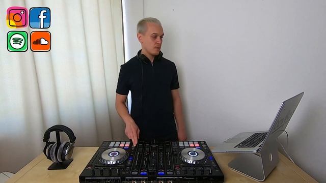 Moombahton Mix 2020 | #35 | The Best of Moombahton Reggaeton & Latin Moombahton 2020 by bavikon смотреть онлайн