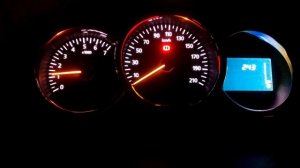 Заводим Рено Логан 2 Двигатель H4MD438 при -30 по цельсию.Белгород.