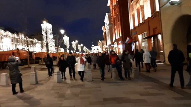 Москва. Прогулка по новогодней Лубянке смотреть онлайн