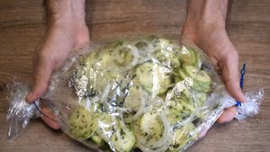 Кабачки летом НЕ ЖАРЮ, НЕ ПЕКУ. Готовлю только так! МИНУТНАЯ ВКУСНОТА.