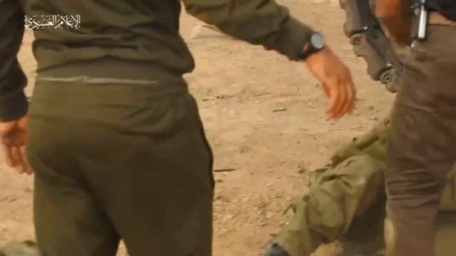 Появилось видео захвата экипажа израильского танка.