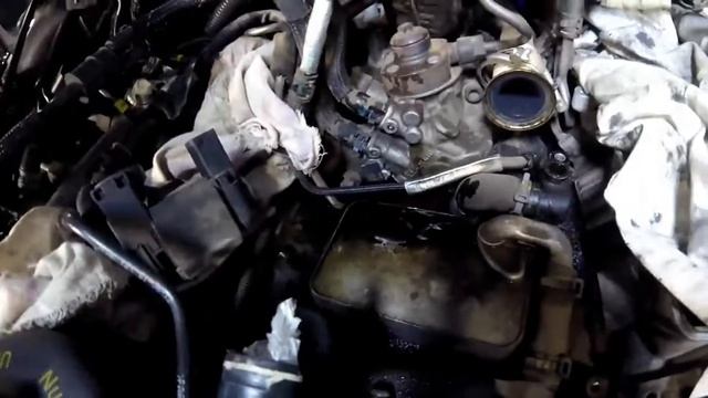 TOUAREG  3.0 TDI  УСТРАНЕНИЕ ТЕЧИ МАСЛА И АНТИФРИЗА В РАЗВАЛЕ БЛОКА
