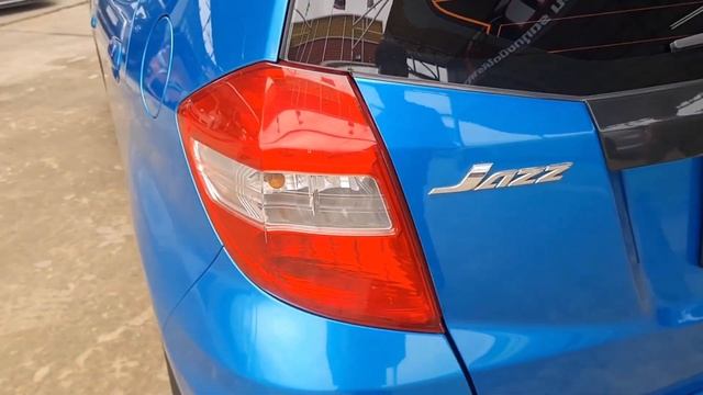 พรีวิว Honda Jazz GE 1.5SV 2011 ออกรถ 999 บาท смотреть онлайн