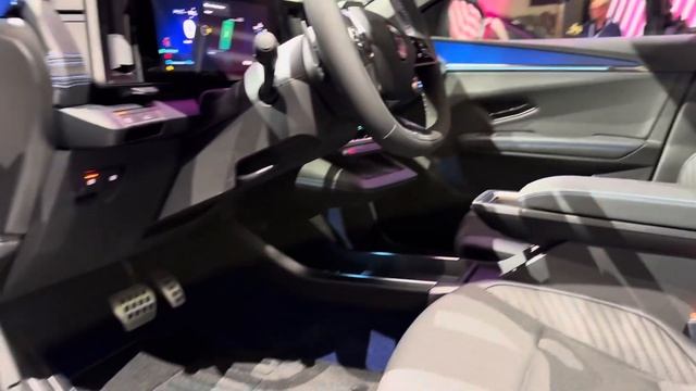 New Renault Scenic E-Tech Electric Esprit Alpine 2024 | LIVE Exterior & Interior Walkaround смотреть онлайн