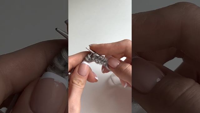 как вязать классические лицевые и изнаночные петли спицами