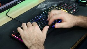 MSI Vigor GK41 Typing test