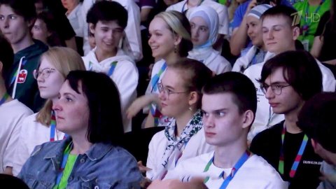 В образовательном центре "Сириус" стартовал заключ... всероссийской олимпиады школьников по биологии