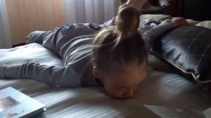 Kristina Pimenova in the Bedroom - Funny Action