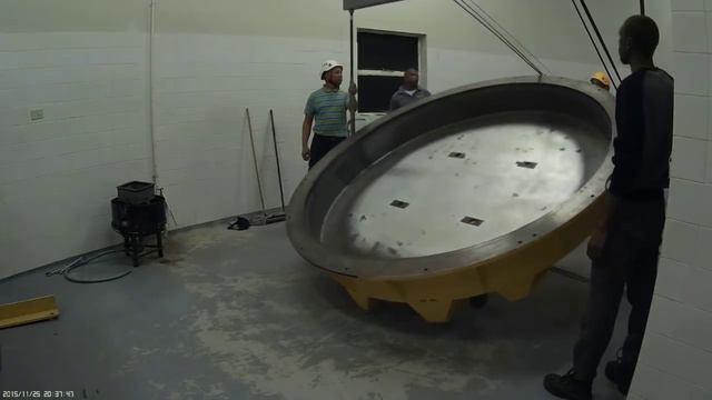 Aluminising the Primary Mirror of the Radcliff Telescope смотреть онлайн