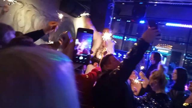 Концертная вечеринка! День рождения нашего певца и шоумена! смотреть онлайн