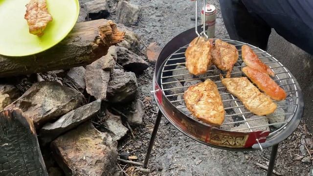 Готовим сытный завтрак для компании! Идеальный рецепт завтрака на природе! Завтрак из ШАШЛЫКА!