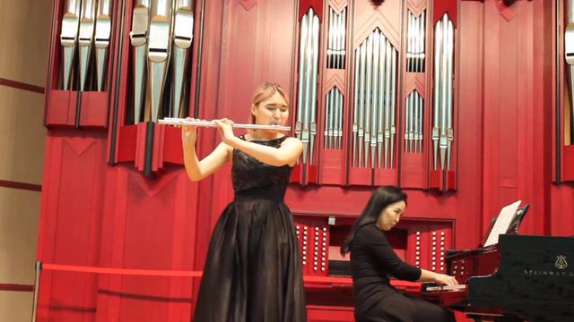 И.С.Бах Соната №6 1-2ч. флейта: Балтабаева Сара фоно: Абдыкадырова Дана смотреть онлайн