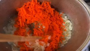 Плов из куриной грудки. Рассыпчатый рис, очень вкусно.