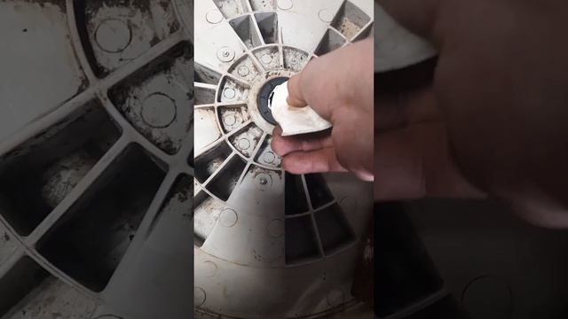 Ремонт неразборного бака стиральной машинки. Замена подшипников. смотреть онлайн