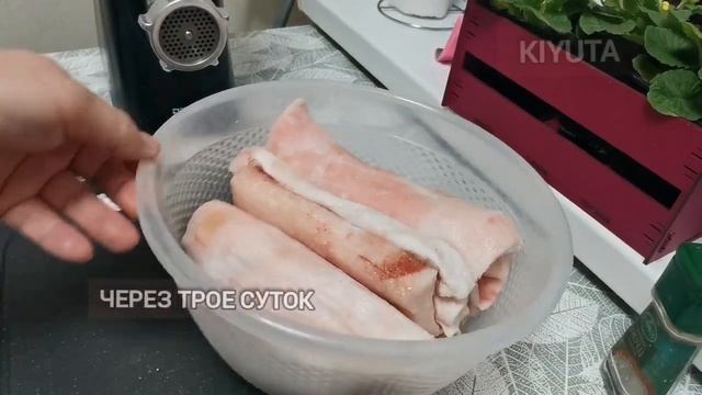 Просто за копейки вкуснейшая бутербродная намазка из сала.