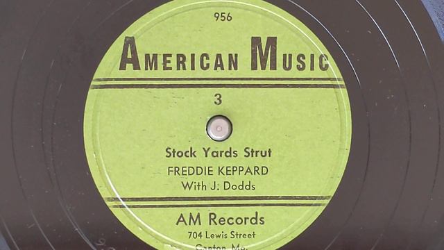 Stock Yard Strut - Freddie Keppard's Jazz Cardinals (w/Johnny Dodds, clarinet) - American Music 3