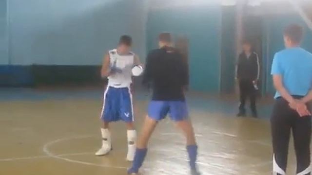 Кикбоксинг против бокса,что лучше?