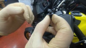 LED Headlight Bulbs install for SUZUKI V-Strom 650.