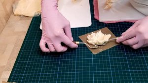 Делаем цветы из шоколада. Барельефная техника декора тортиков