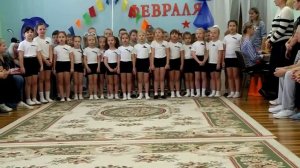 Дедушка седой, самый милый и родной.