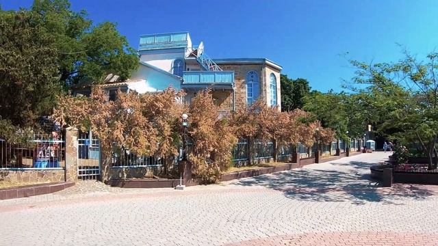 Коктебель. Крым. Обзор поселка и пляжей. Рассвет на мысе Хамелеон. Стоит ли ехать? смотреть онлайн