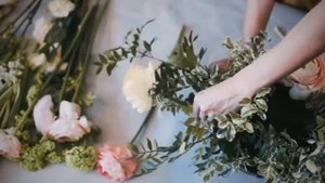 КАК СОБРАТЬ ЦВЕТОЧНУЮ КОМПОЗИЦИЮ СВОИМИ РУКАМИ