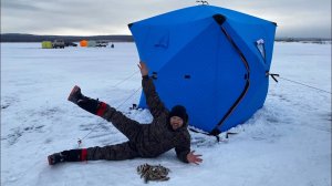 Рыбалка на озере Тасей. Поймали хищника Ротан. Ловля окуня на опарыша.#зимняяловлярыбы#рыбалка #2024