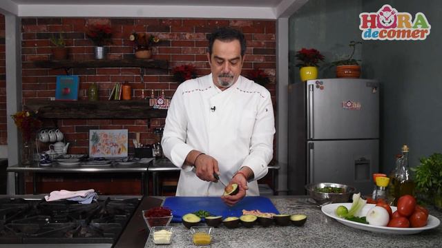 AGUACATES RELLENOS DE CAMARÓN | Hora De Comer Con Omar Fierro смотреть онлайн
