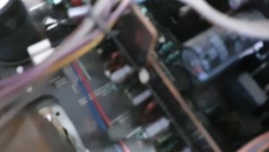 Ресивер Denon перегревается и отключается и причем тут попугаи