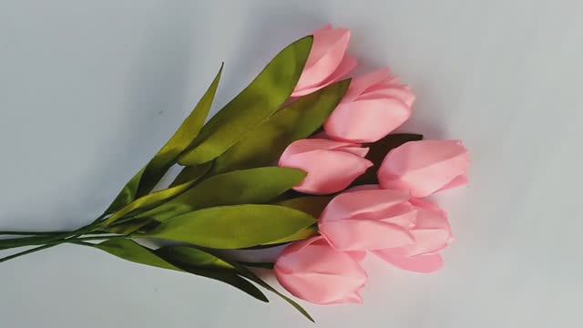 Сделай сам простой цветок тюльпаны из атласной ленты своими руками _ как сделать тюльпаны из атласны