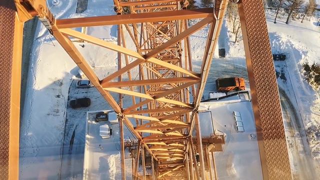 Парень решил пройтись по набережной 31 февраля