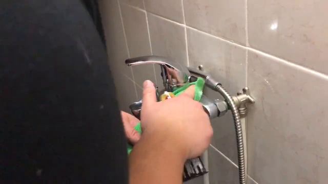 Чем очистить смеситель в ванной легко и быстро - Autosol Metal Polish - Carchemicals.ru смотреть онлайн