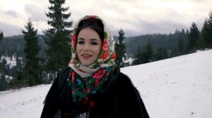 Sub fereastră la om bun - Suzana și Daciana Vlad, Iulia Bucur și Florina Oprea | Colindă