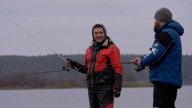 Ловля окуня на джиг с берега поздней осенью на озере