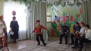 Толкунов Артём _ русская народная песня "Лапти, да лапти"