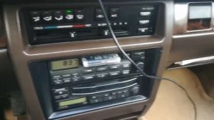 как настроить часы на штатной магнитоле Nissan, Toyota