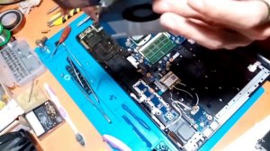 Samsung RF510 ноутбук разборка