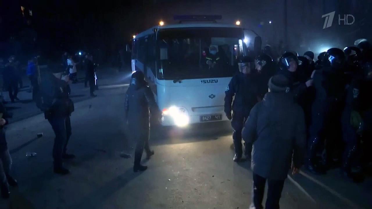 На Украине предположили, что к событиям в Новых Санжарах причастно российское телевидение