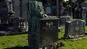 Могила великого актера Савелия Крамарова/Resting place of a great soviet actor Savely Kramarov