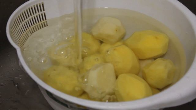 МЯСО КОНИНЫ.Конина по узбекски пальчики оближешь.Почему я раньше такое не готовил.✅ ?☝► ✓✔♚ ♛★ смотреть онлайн