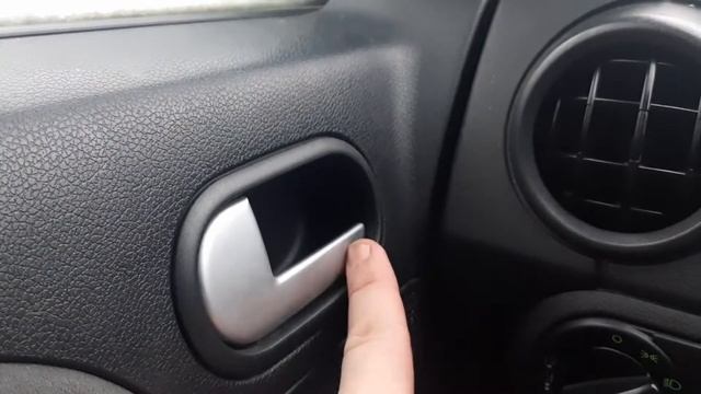 Ford Fusion 1.6 блокировка дверей изнутри