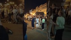 Казань,уличные артисты,Семья Бенд!!