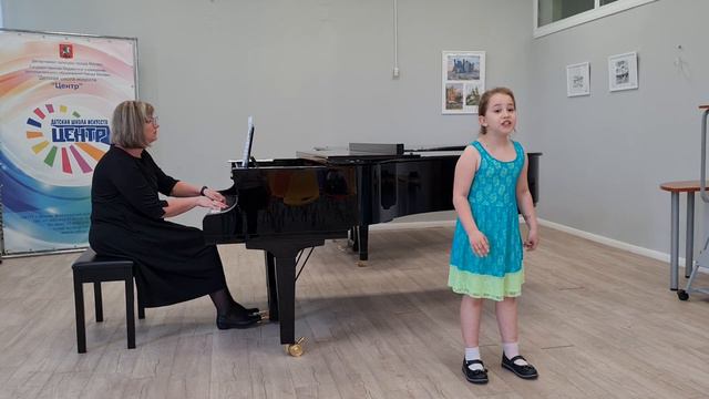 Шкредова Камилла., 9 лет, 3 класс "Под липами" Муз. Ц. Кюи, сл. Л. Моздалевского смотреть онлайн